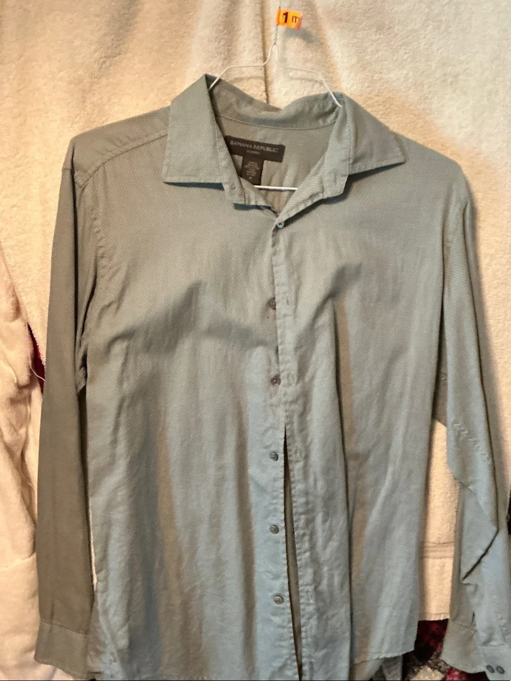Banana Republic Men's Pale Blue Long-Sleeve Dress Shirt